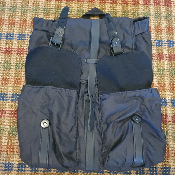 Herschel Small Travel Backpack - Picture 2 of 8